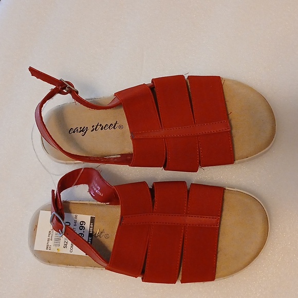 Sandals - Picture 3 of 5